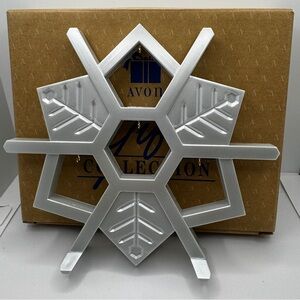 Vintage 90s Avon Wee Winter Friends Display Stand‎ Silver Snowflake